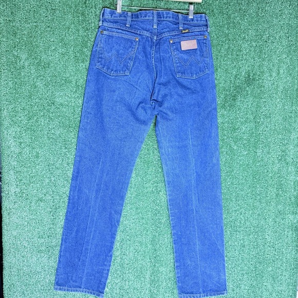 Wrangler Other - Vintage Wrangler Jeans Mens 32x34 Blue 13MWZ Western Cowboy Cut Made In USA EUC